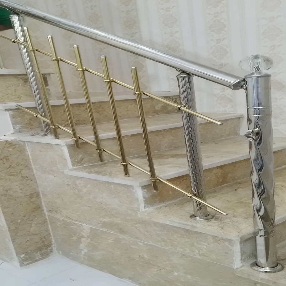 نرده استیل 304 ضدزنگ با دستگیره خوش دست راه پله