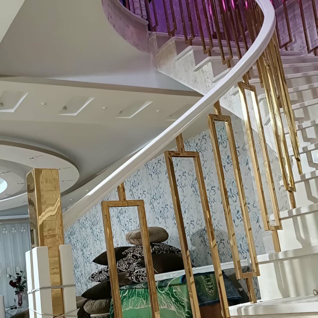 نصب نرده استیل ضدزنگ با پوشش بادوام نصب نرده استیل ضدزنگ با پوشش بادوام