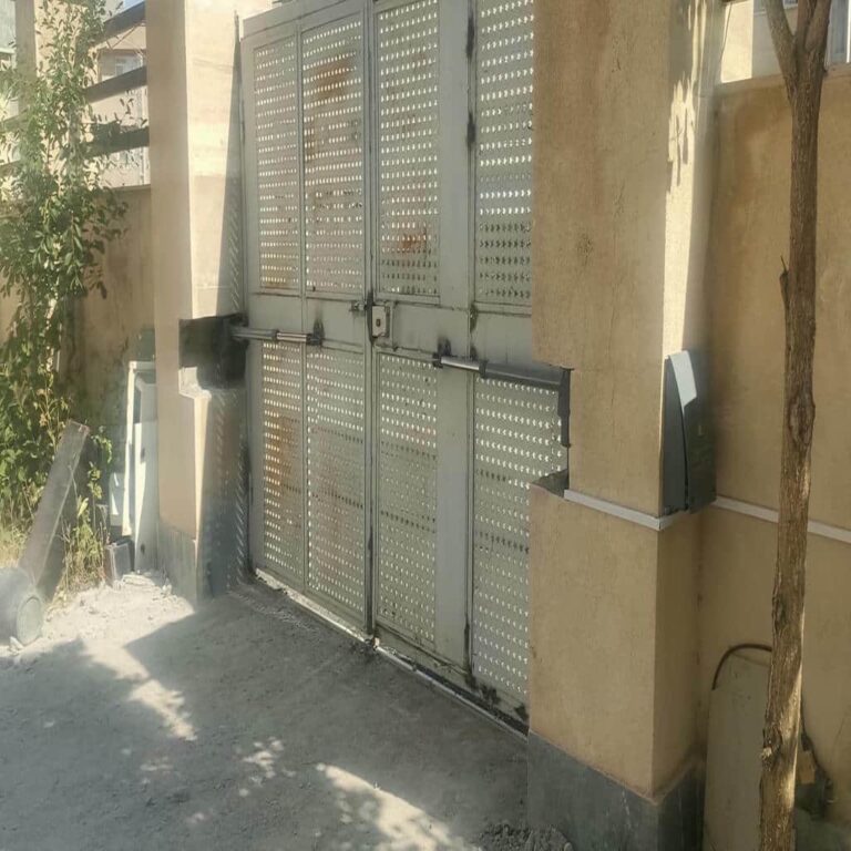 نصب سریع و خدمات فوری جک درب پارکینگ