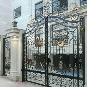 درب حیاط شاسی سنگین با پروفیل فلزی مقاوم