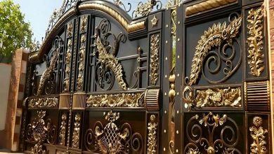 درب پارکینگ ماشین رو ویلا با رنگ مشکی مات
