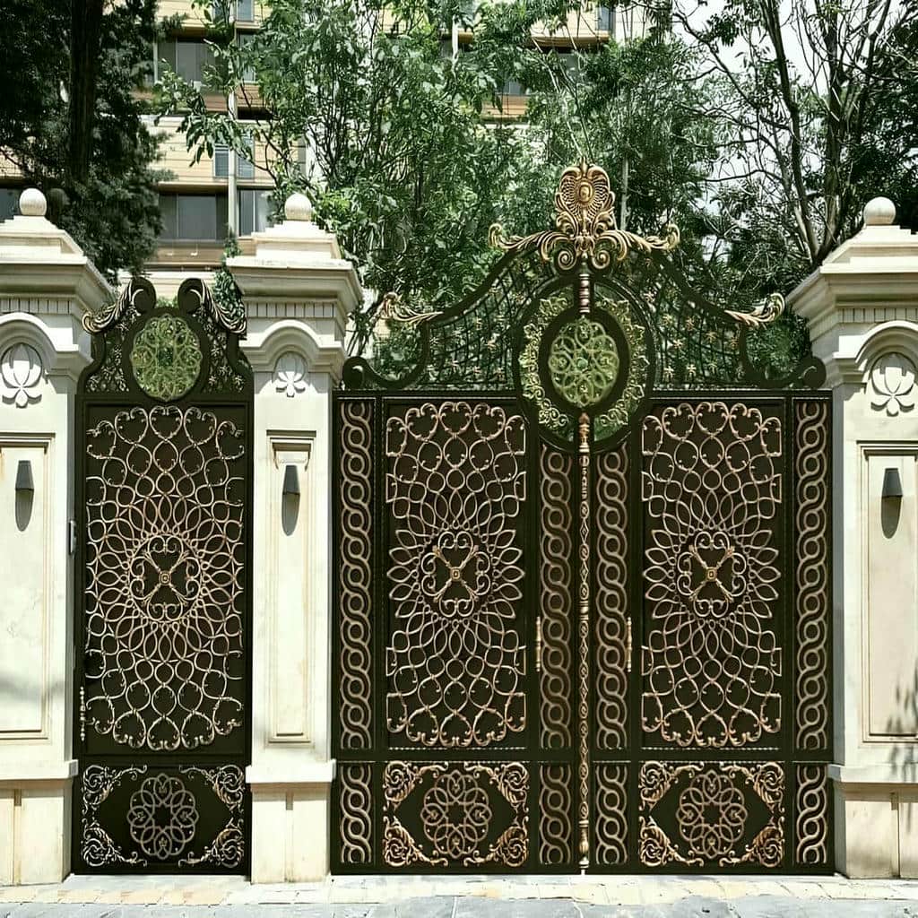 درب پارکینگ ریلی با ریل زمینی با رنگ مشکی مات