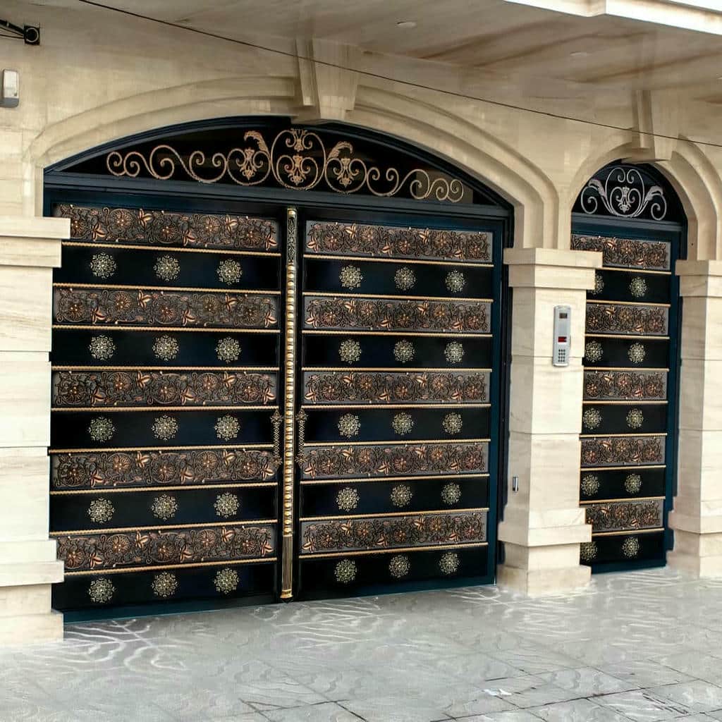 درب حیاط ورق پانچ با پوشش رنگ کوره ای