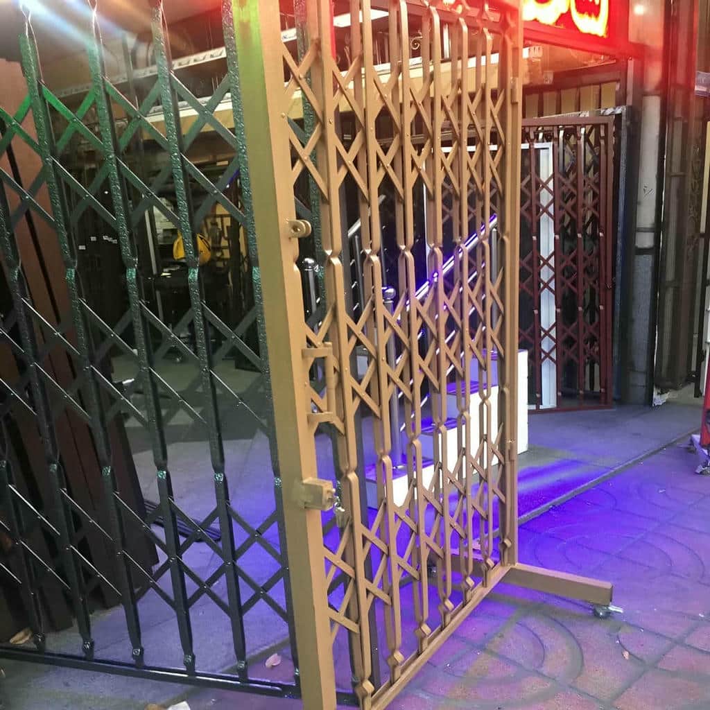 حفاظ کشویی با ساختار روان برای رفت و آمد روزانه حفاظ کشویی با ساختار روان برای رفت و آمد روزانه