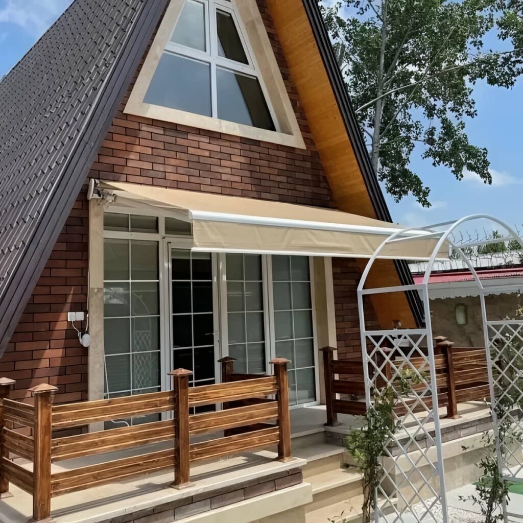 سایبان پارکینگ با متریال مناسب هوای گرم و خشک سایبان پارکینگ با متریال مناسب هوای گرم و خشک