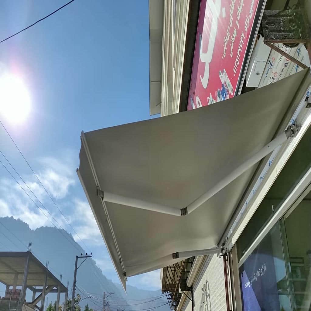سایبان تاشو با متریال مناسب استفاده روزانه