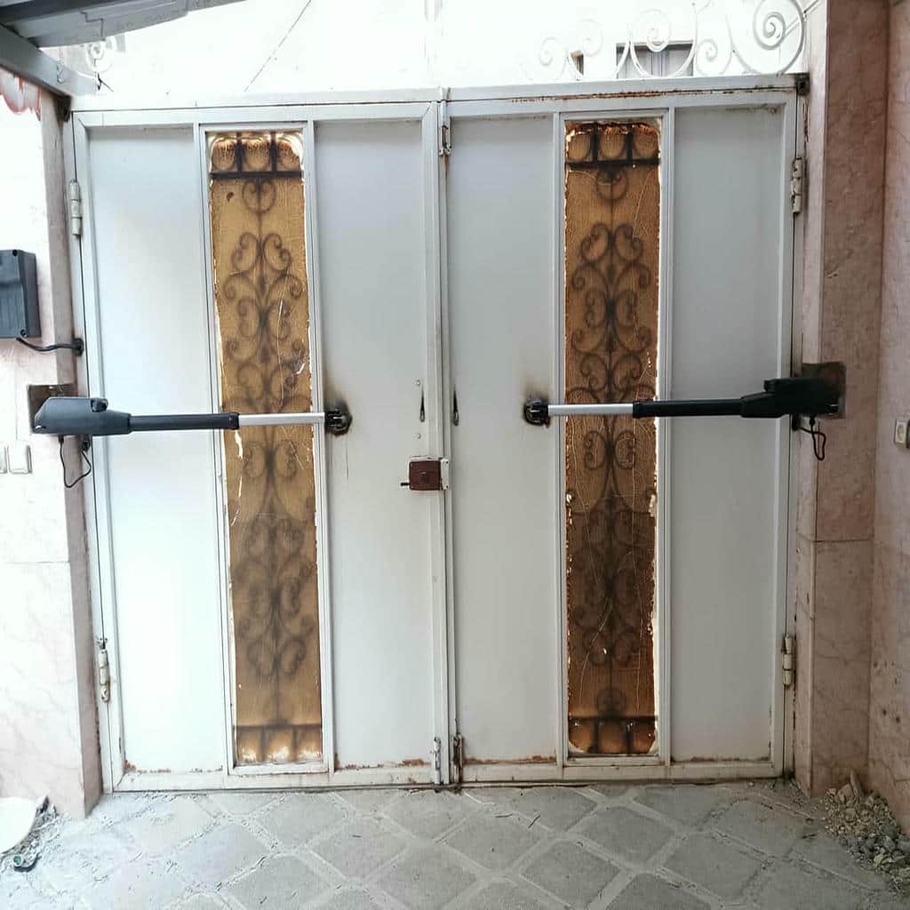 جک درب پارکینگ کم صدا با موتور مناسب ساختمان مسکونی جک درب پارکینگ کم صدا با موتور مناسب ساختمان مسکونی