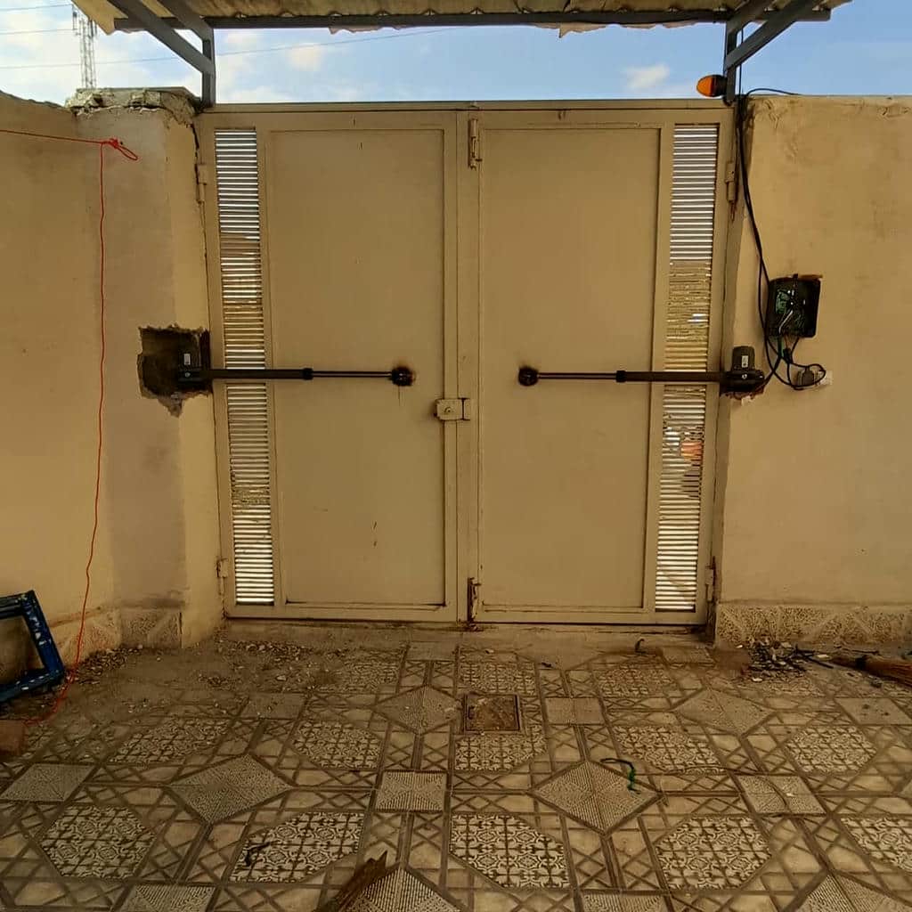 جک پارکینگی در نمونه اجرای تخصصی فضای بیرونی