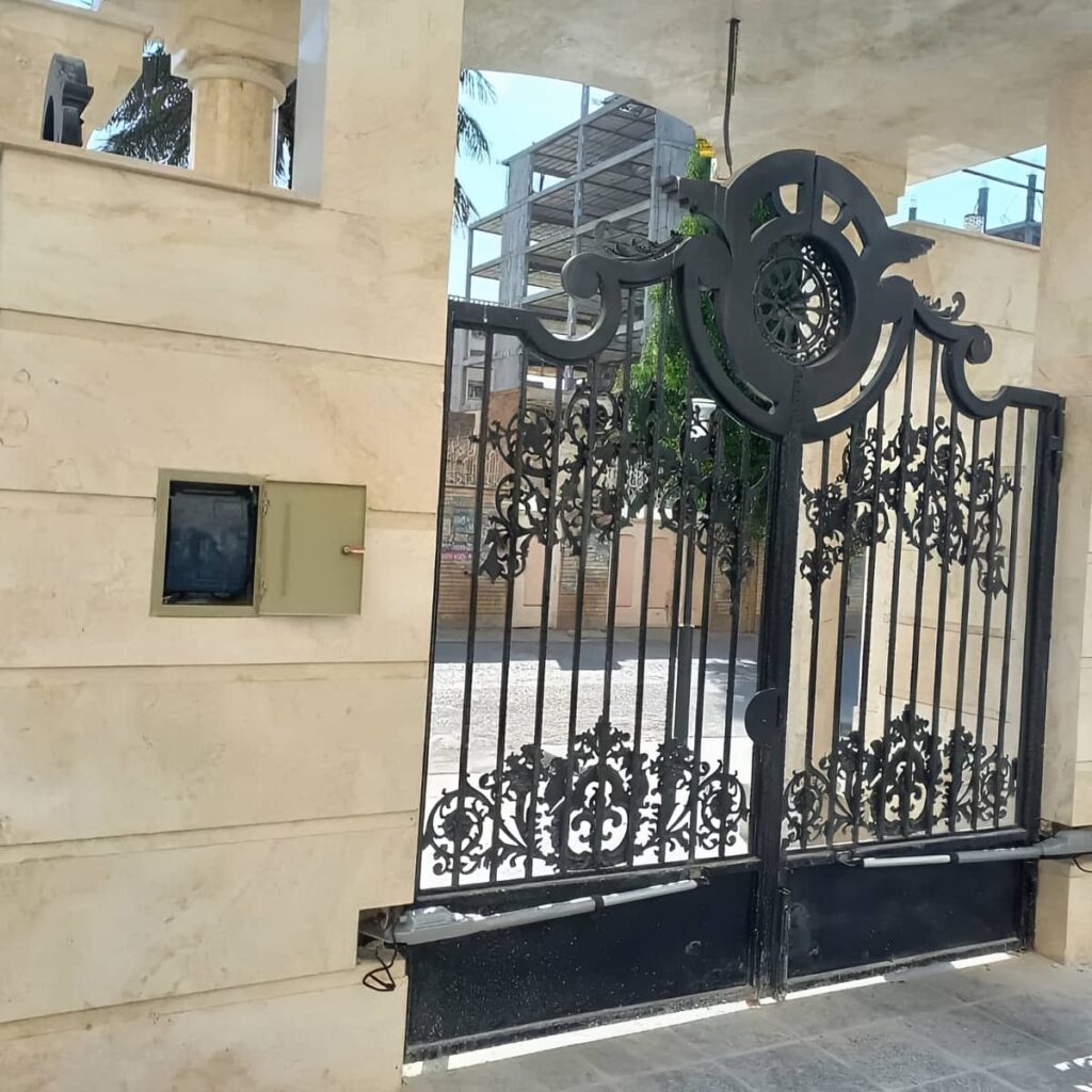 جک بازویی اردبیل برای درب ویلایی