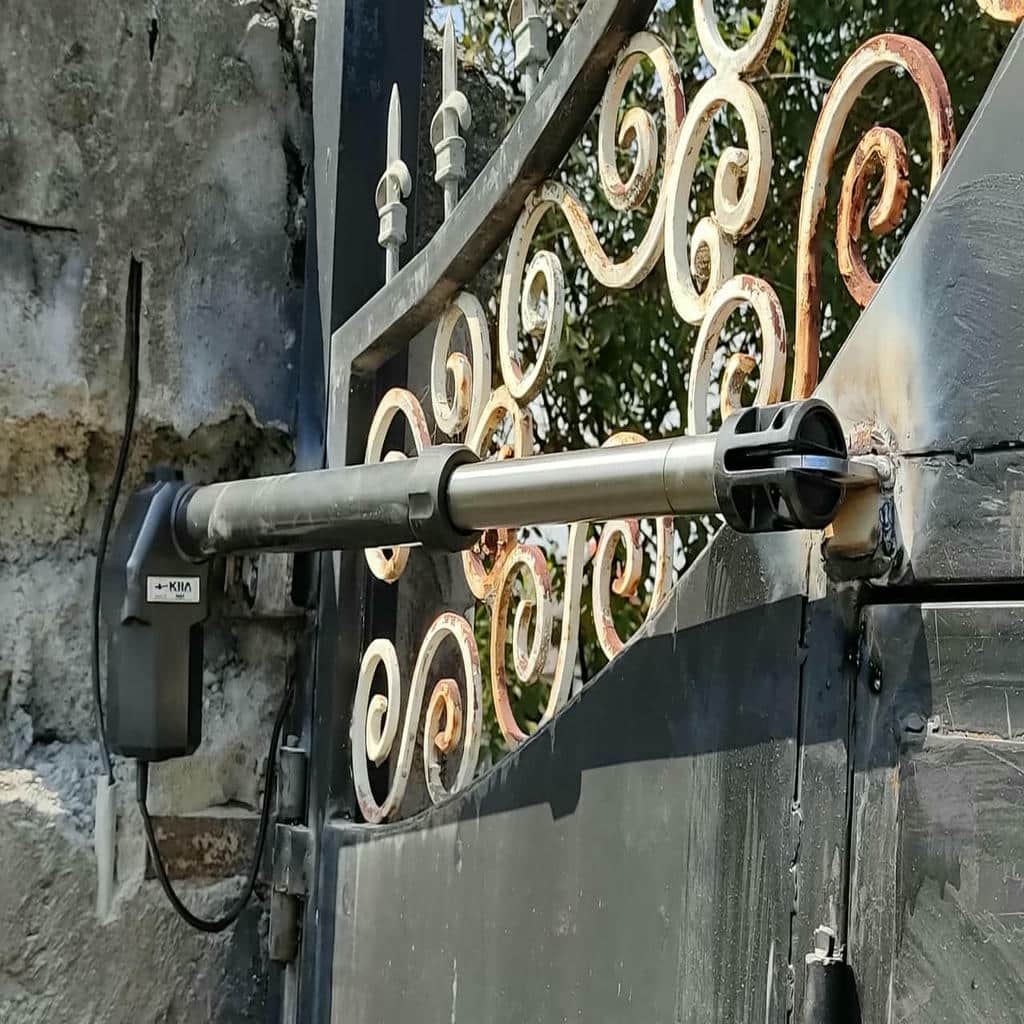 جک پارکینگی فلزی با موتور مقاوم برای پروژه های ساختمانی