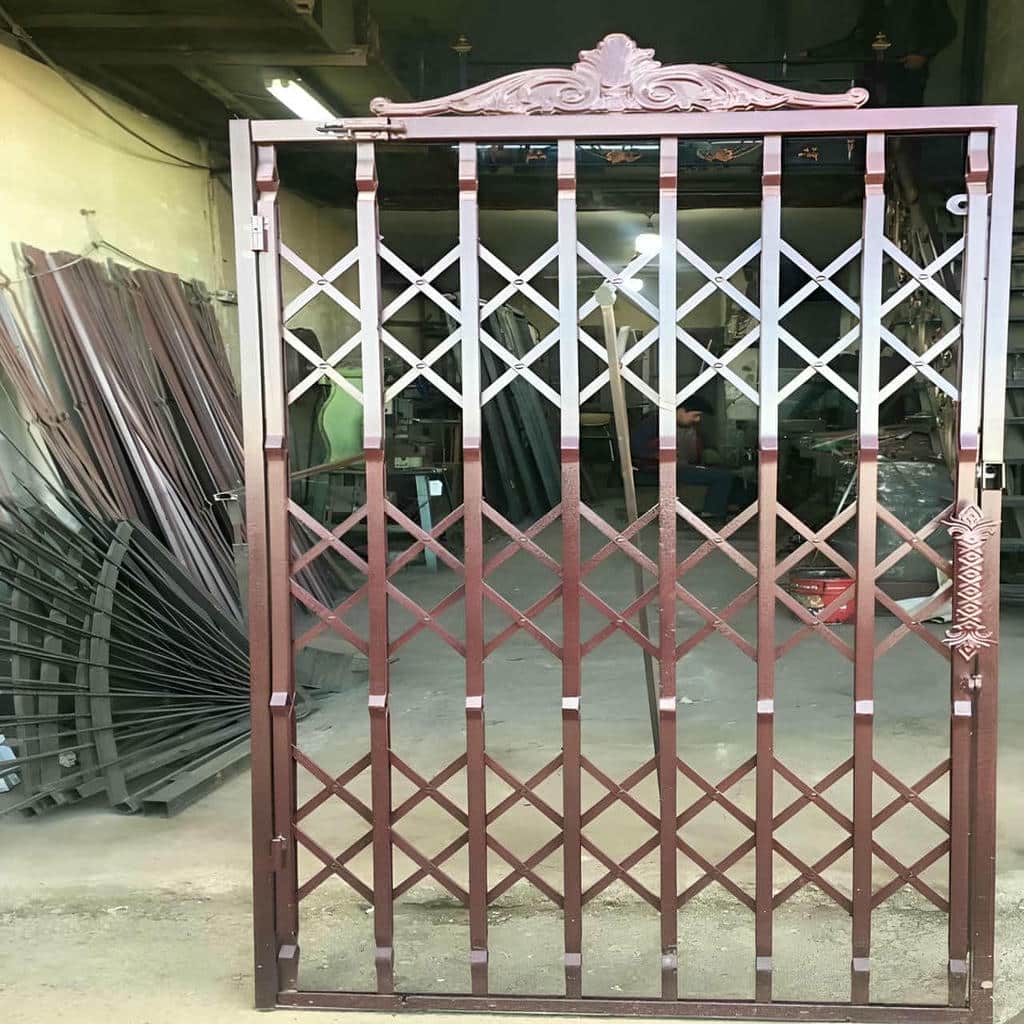 حفاظ درب آکاردئونی استان مرکزی نصب تخصصی