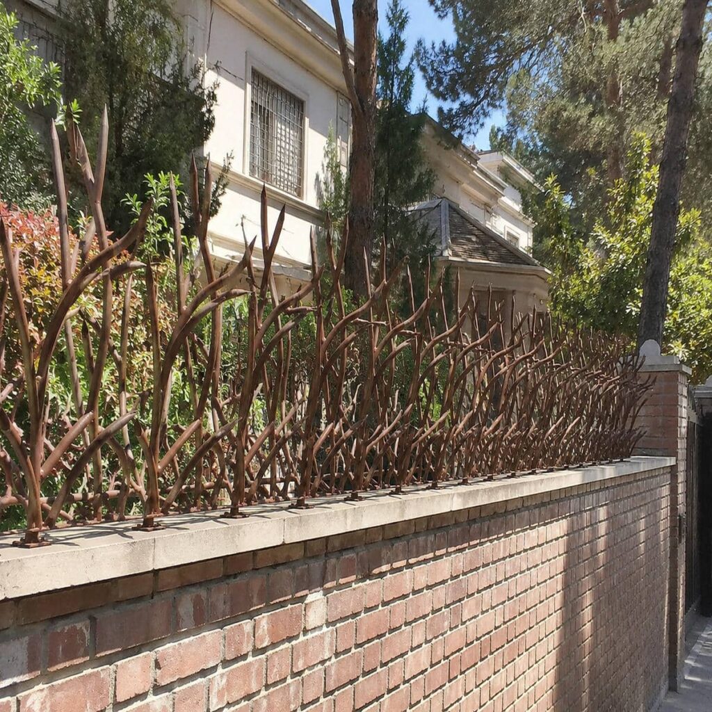 حفاظ دیوار استان زنجان کنار نمای ساختمان