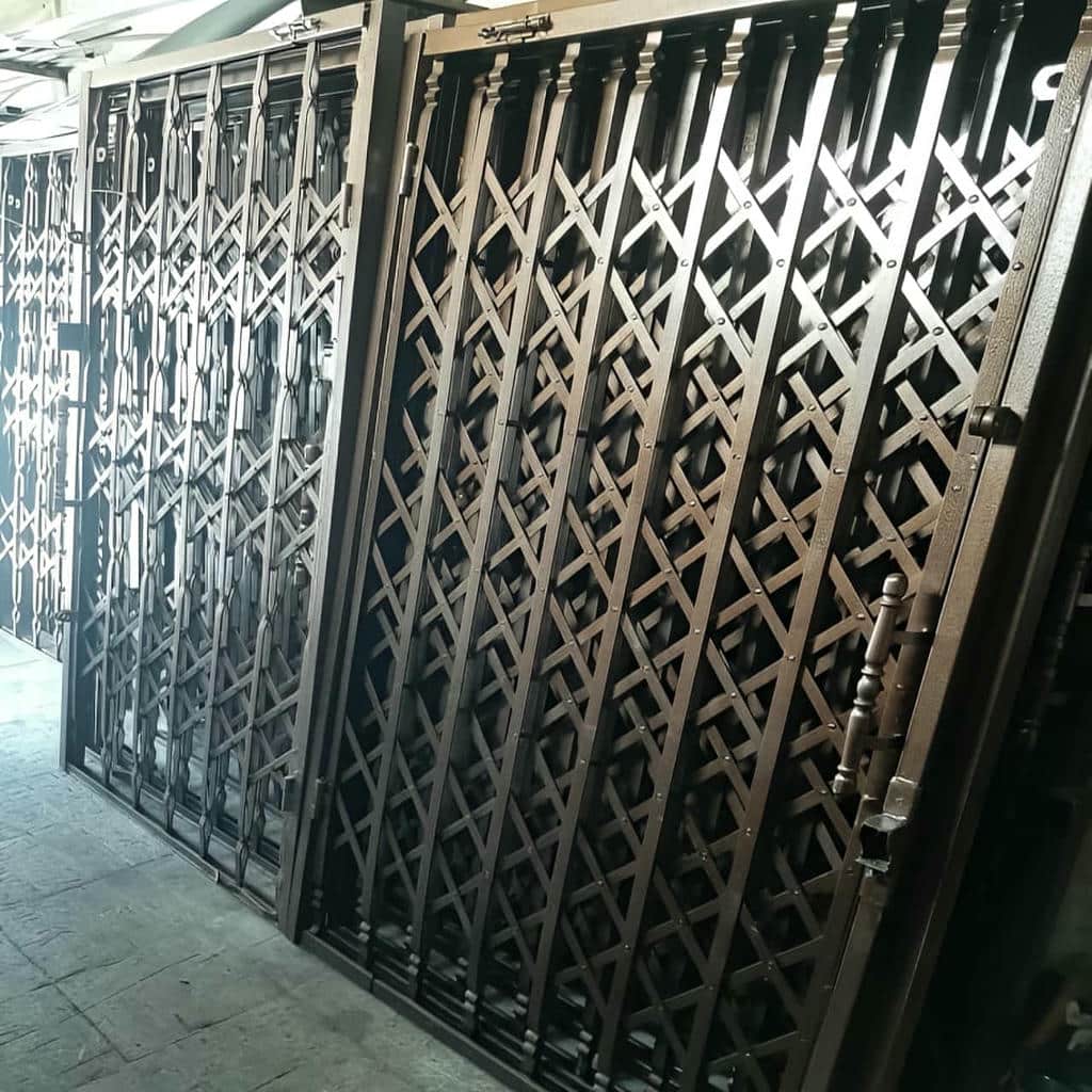درب آکاردئونی رنگ کوره ای درب آکاردئونی رنگ کوره ای