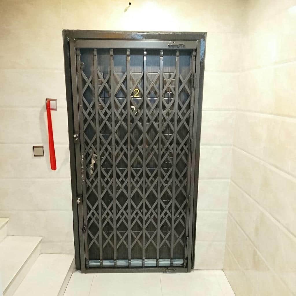 درب فلزی جمع شونده آپارتمان استان آذربایجان شرقی