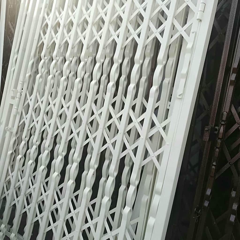 محافظ فلزی ورودی تجاری