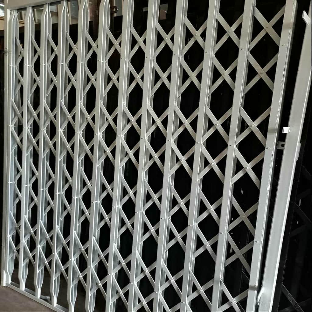 مدل جمع شونده فلزی ورودی ساختمان مدل جمع شونده فلزی ورودی ساختمان