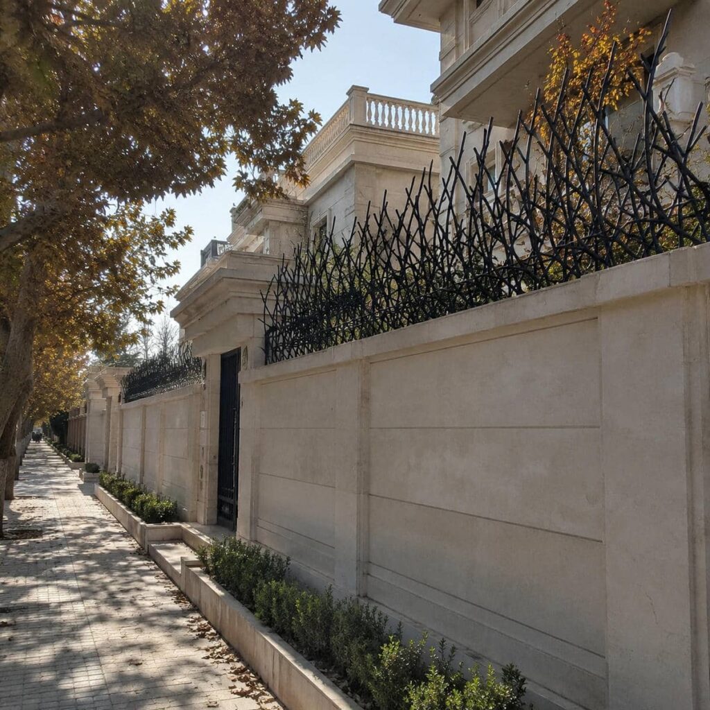 مدل فلزی حفاظ محوطه