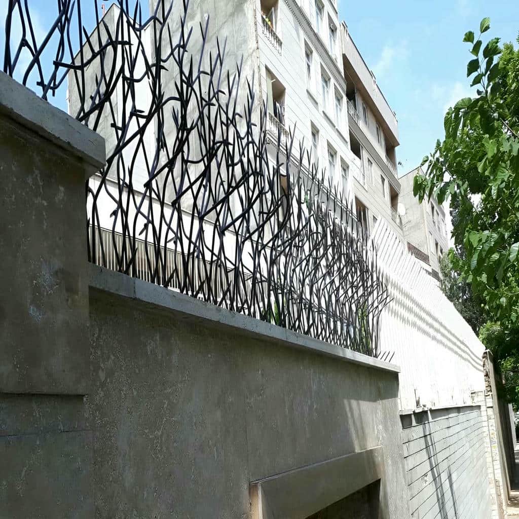 نرده حفاظ دیوار بوشهر مدل فلزی