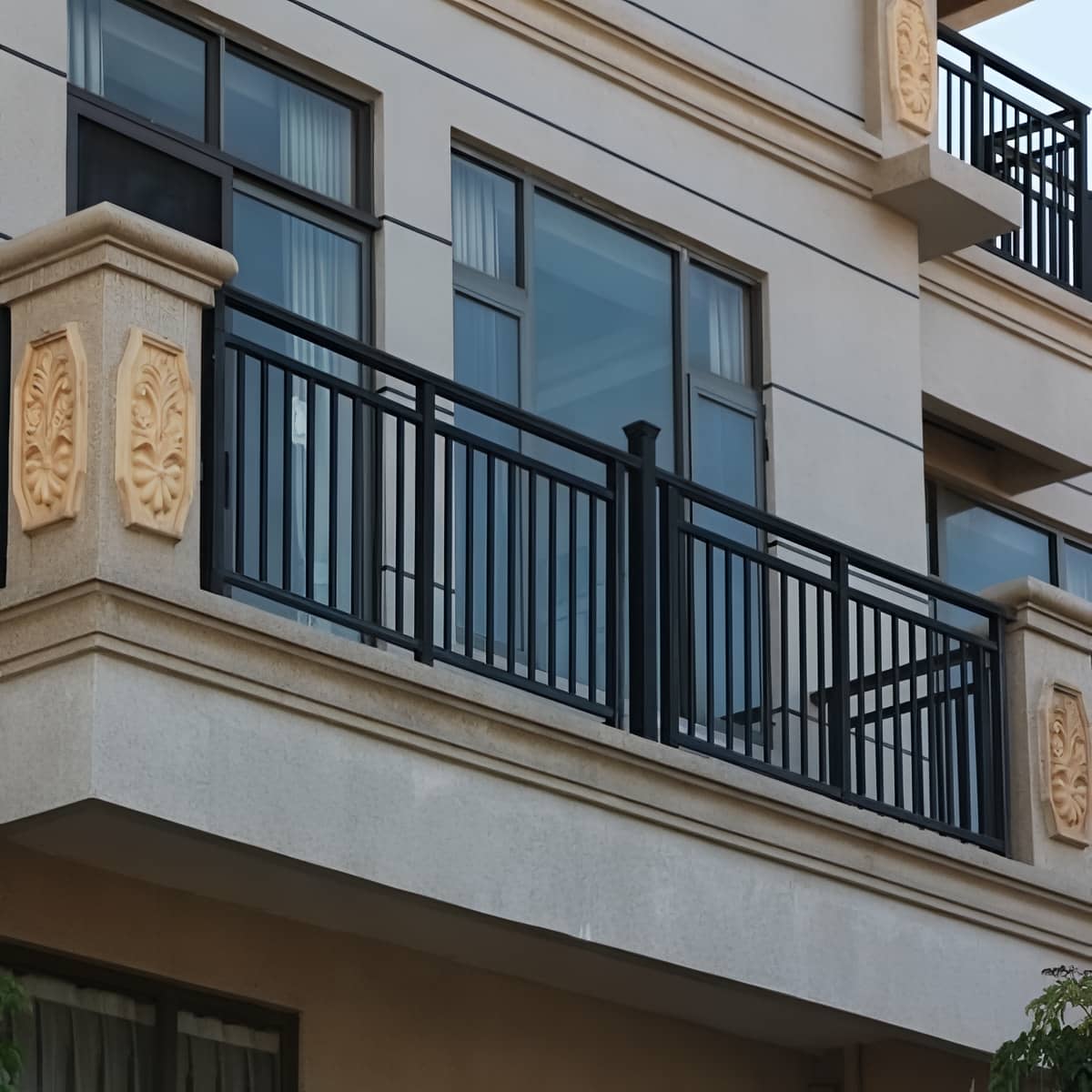 مرکز تخصصی نرده بالکن در استان زنجان